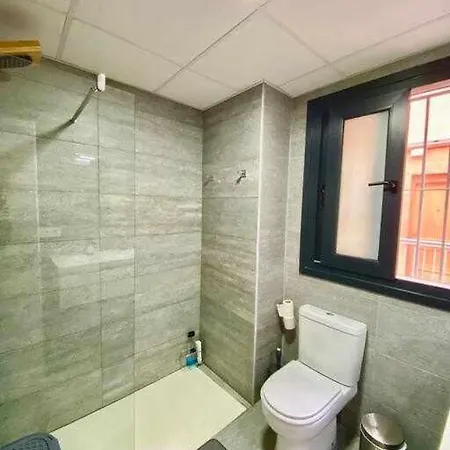 Atico Triplex En Pleno Triana Apartman